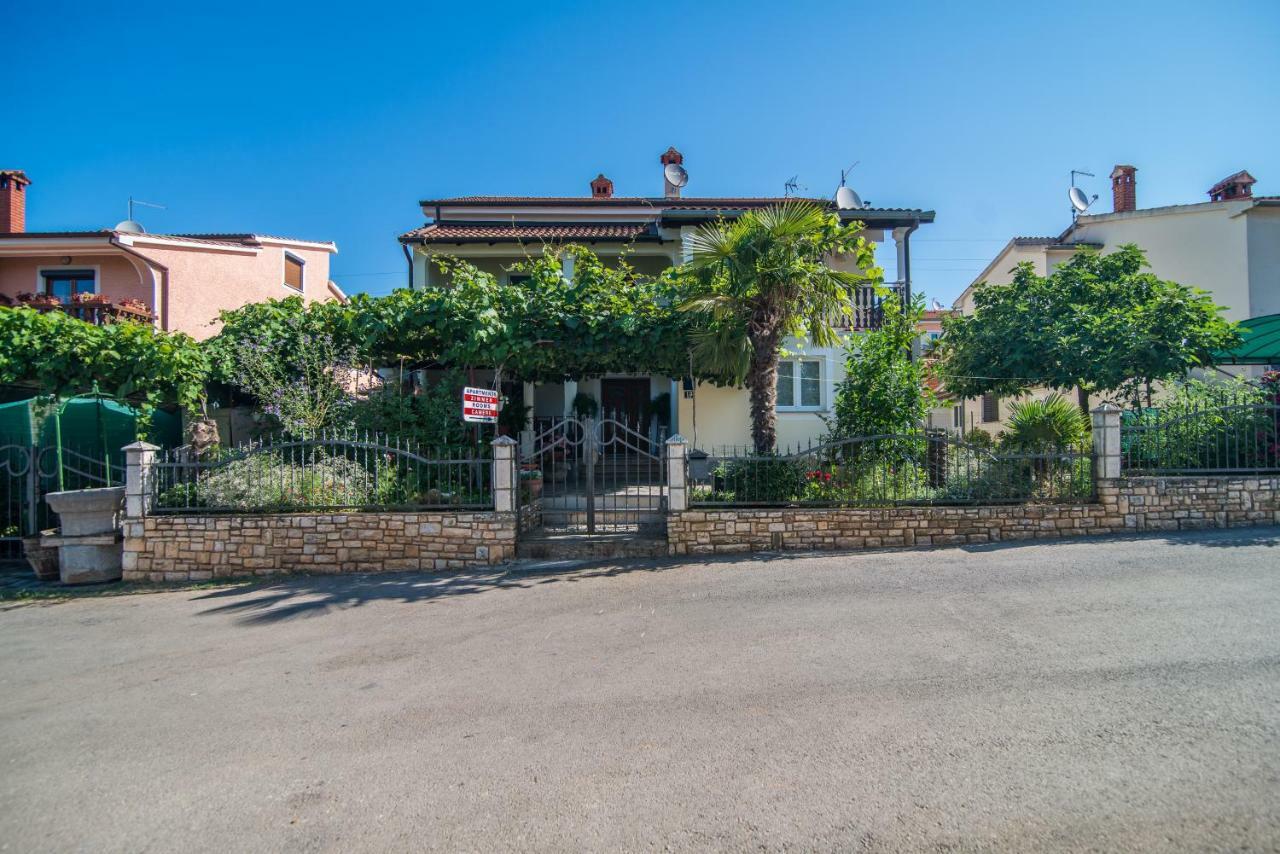 Apartmani Marina Poreč Dış mekan fotoğraf