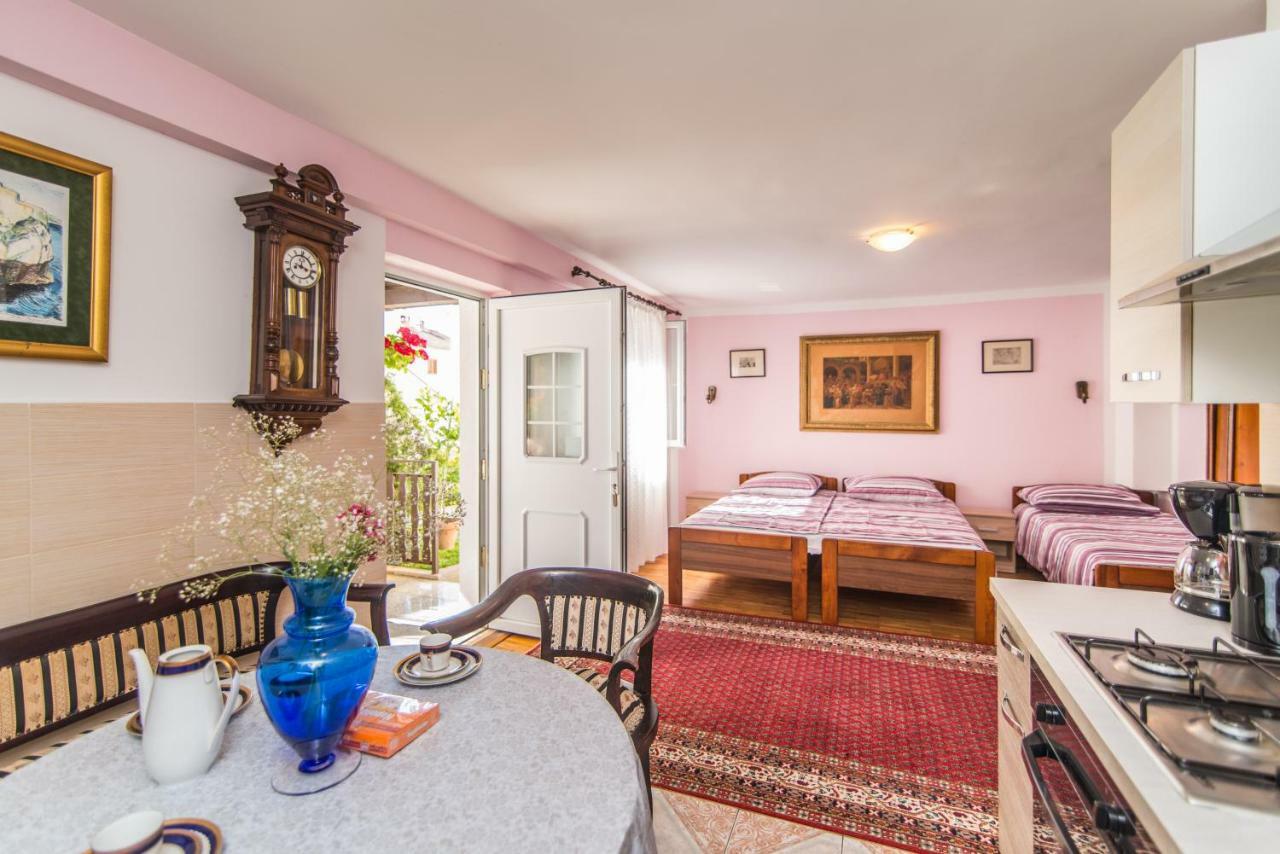 Apartmani Marina Poreč Dış mekan fotoğraf