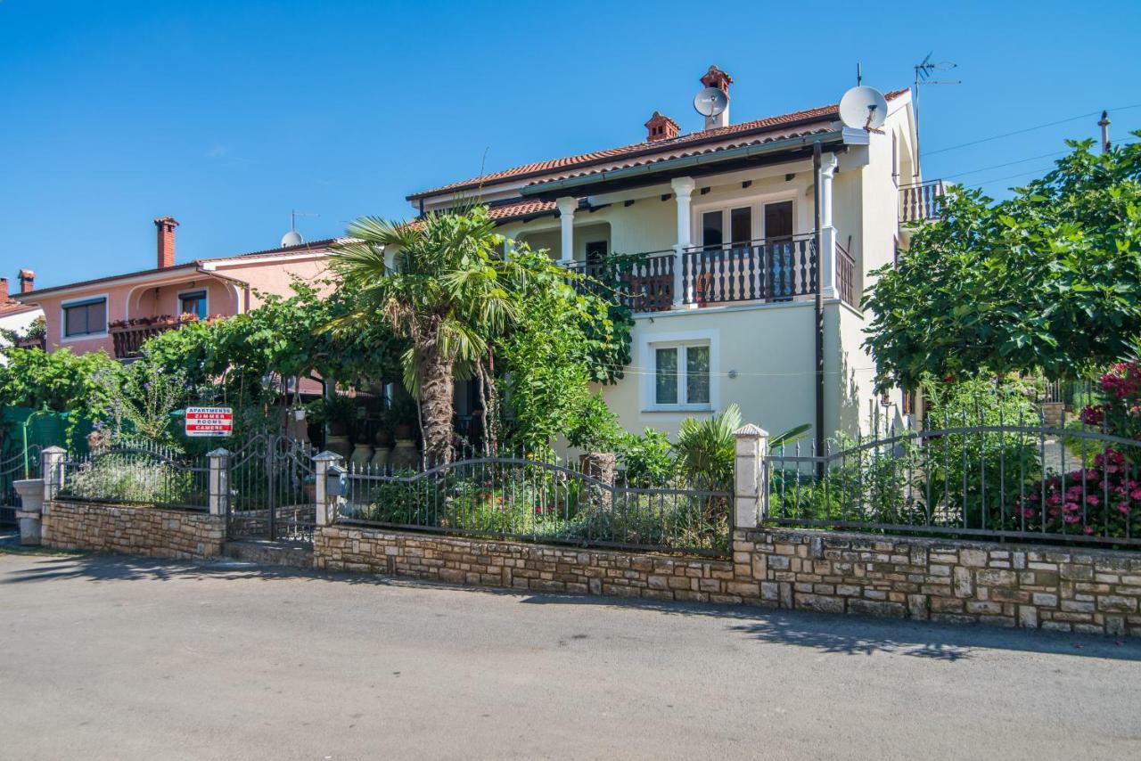 Apartmani Marina Poreč Dış mekan fotoğraf